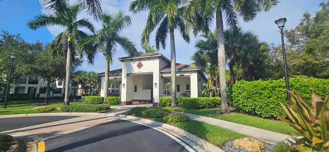 4726 MONARCH Way, Coconut Creek, FL 33073