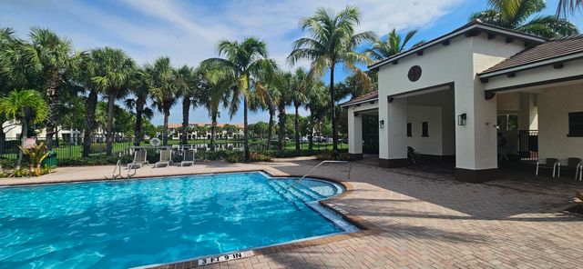4726 MONARCH Way, Coconut Creek, FL 33073