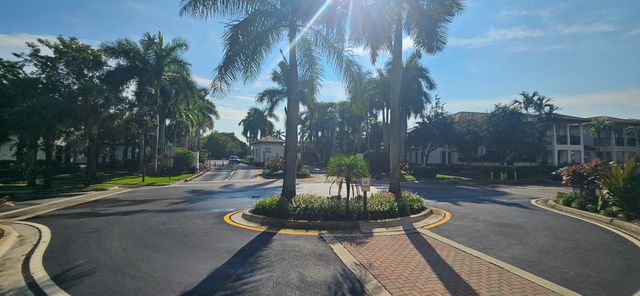 4726 MONARCH Way, Coconut Creek, FL 33073