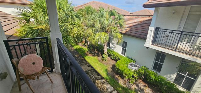 4726 MONARCH Way, Coconut Creek, FL 33073