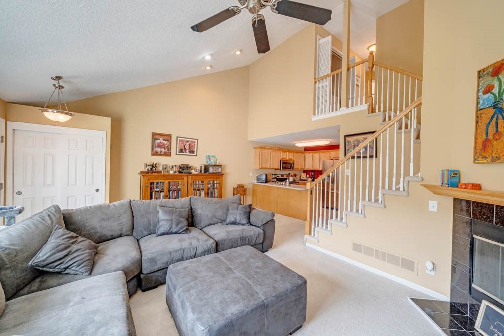 2806 Ithica Court, Altoona, IA 50009