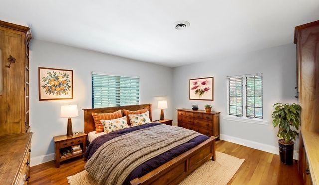 79 Woodchester Dr, Newton, MA 02467