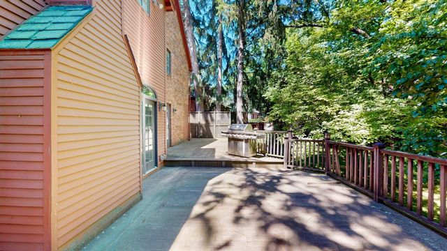 79 Woodchester Dr, Newton, MA 02467