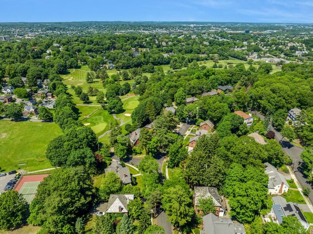 79 Woodchester Dr, Newton, MA 02467