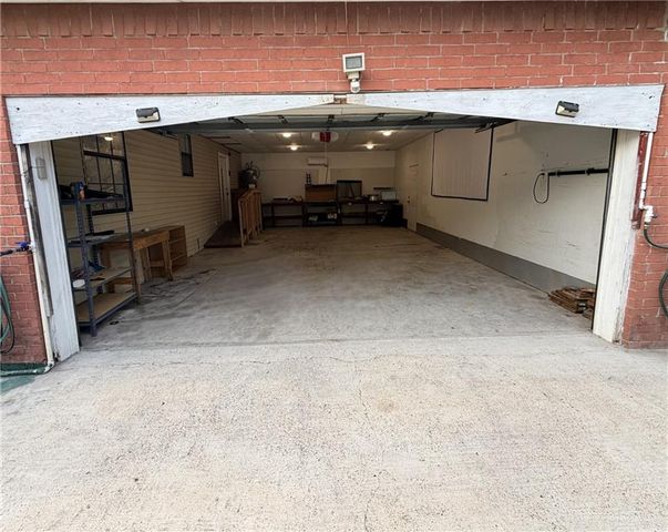 221 S Parker Road, La Feria, TX 78559