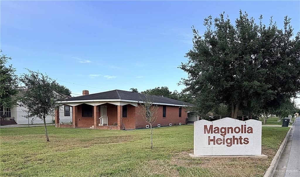 221 S Parker Road, La Feria, TX 78559