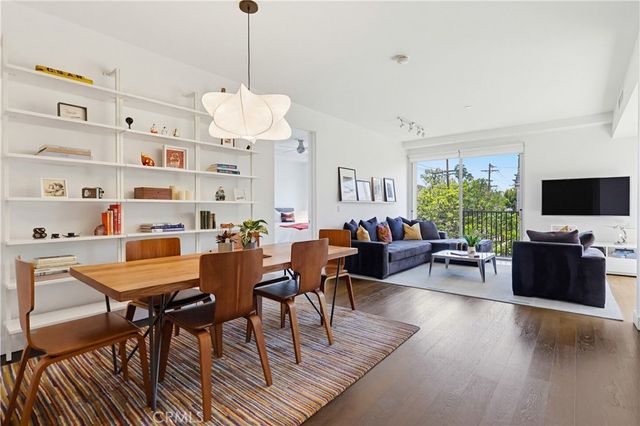 855 N Croft Avenue 302, Los Angeles, CA 90069