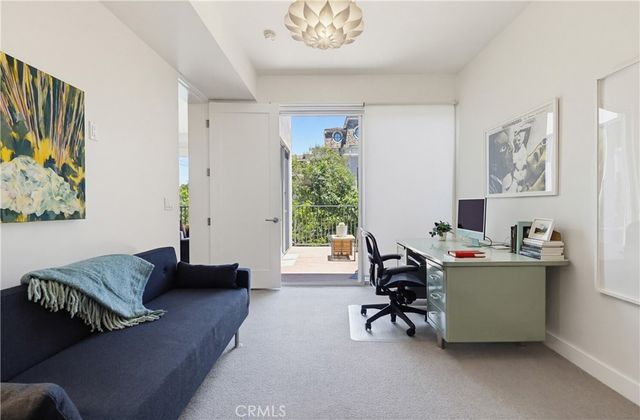 855 N Croft Avenue 302, Los Angeles, CA 90069