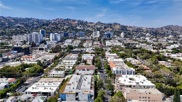 855 N Croft Avenue 302, Los Angeles, CA 90069