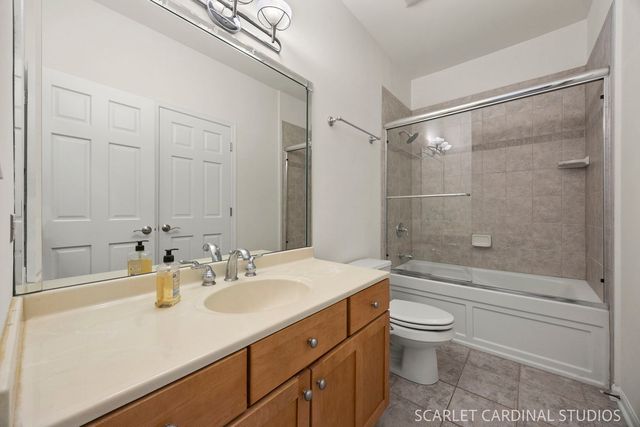 948 67th Street, Darien, IL 60561