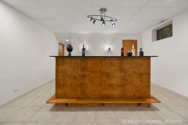 948 67th Street, Darien, IL 60561
