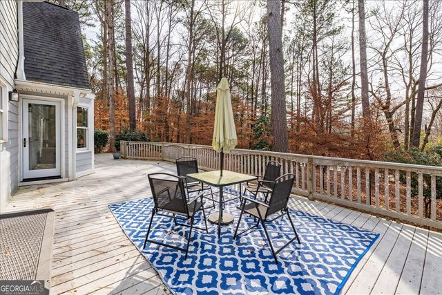 2086 Mountain Creek Court, Smoke Rise, GA 30087