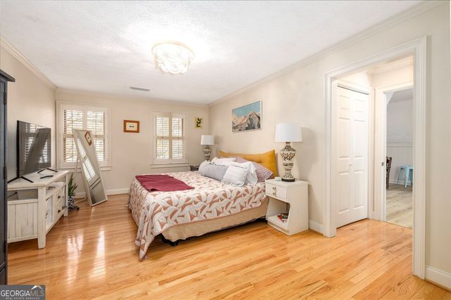 2086 Mountain Creek Court, Smoke Rise, GA 30087