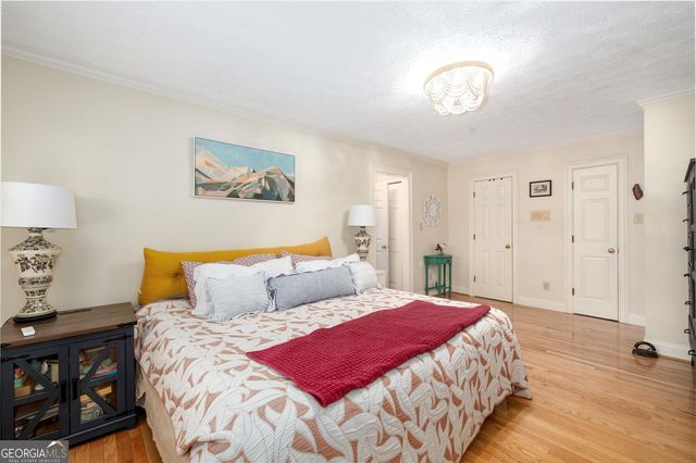 2086 Mountain Creek Court, Smoke Rise, GA 30087