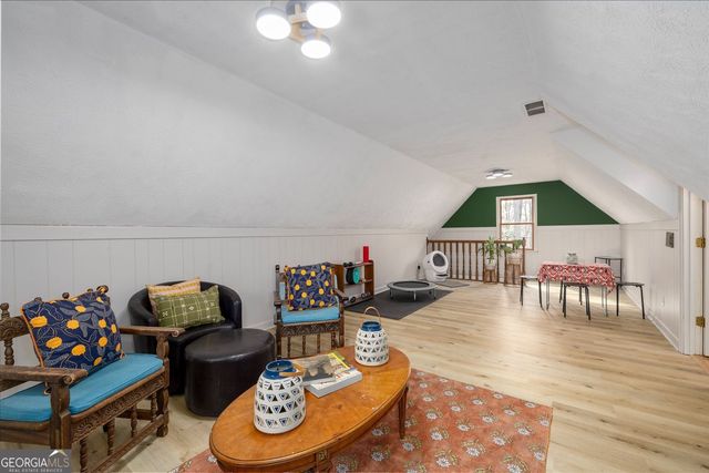 2086 Mountain Creek Court, Smoke Rise, GA 30087