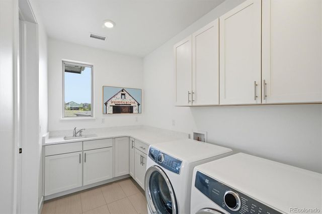 6656 Canyonpoint Road, Castle Pines, CO 80108