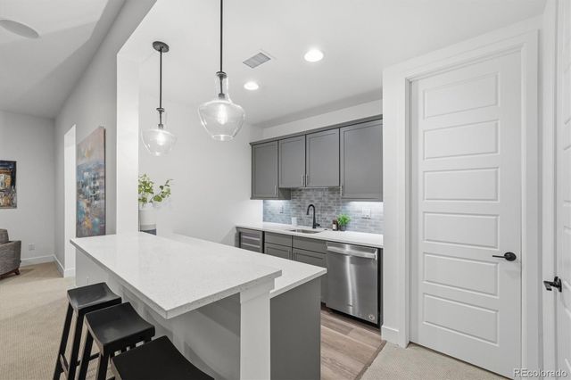 6656 Canyonpoint Road, Castle Pines, CO 80108