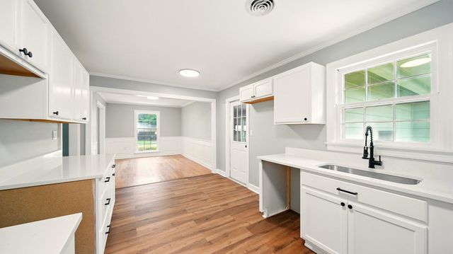 417 LENNANWOOD AVE, Covington, TN 38019