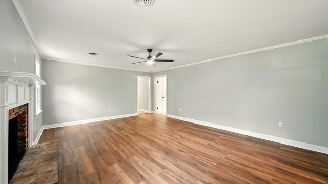 417 LENNANWOOD AVE, Covington, TN 38019