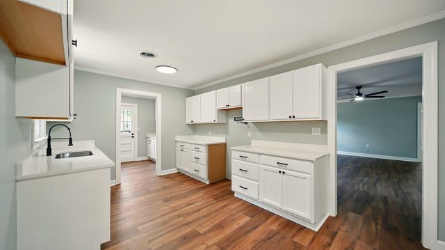 417 LENNANWOOD AVE, Covington, TN 38019