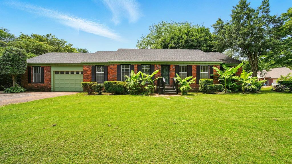 417 LENNANWOOD AVE, Covington, TN 38019