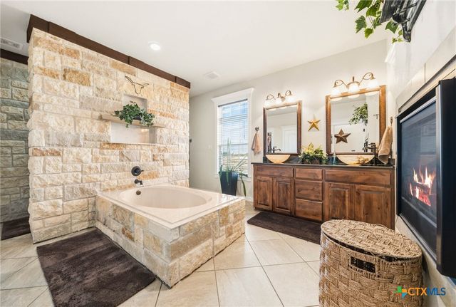 417 County Road 60, Gatesville, TX 76528