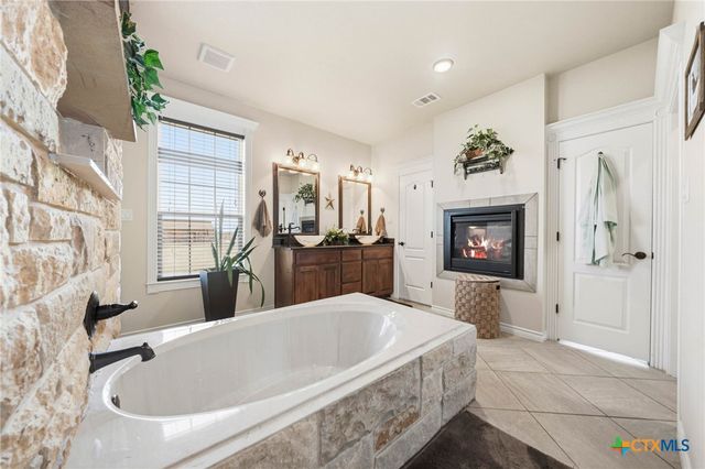 417 County Road 60, Gatesville, TX 76528