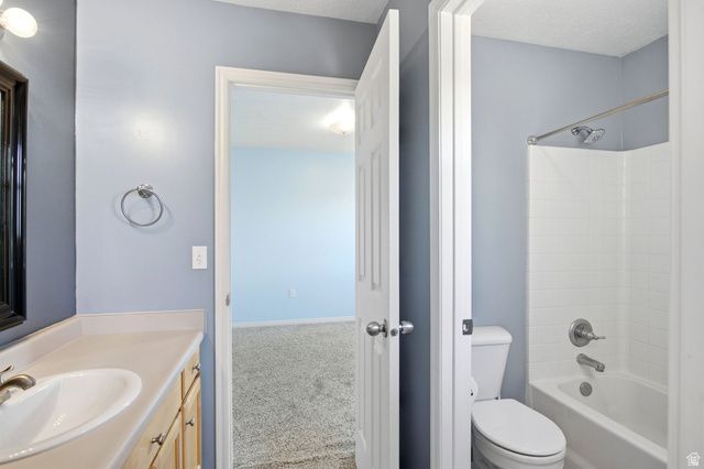 5253 S MIDLAND DR, Roy, UT 84067