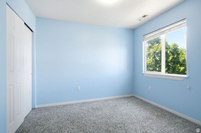 5253 S MIDLAND DR, Roy, UT 84067