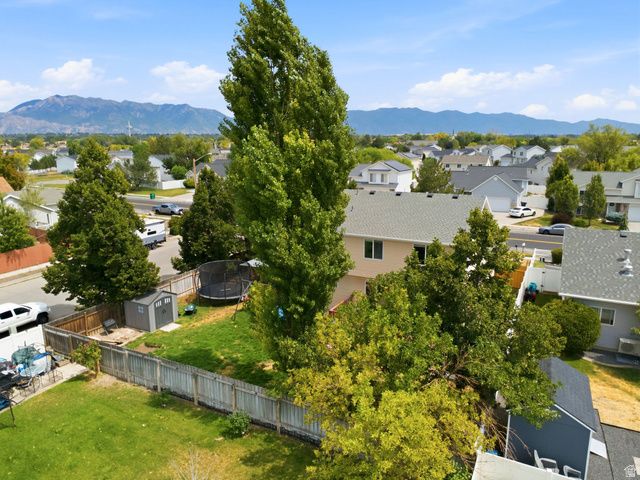 5253 S MIDLAND DR, Roy, UT 84067