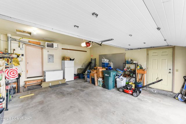 515 W Coville Lane, Palmer, AK 99645