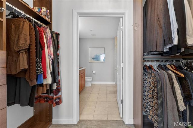 4909 Laclede Avenue 1404, St Louis, MO 63108