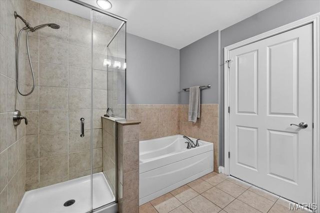 4909 Laclede Avenue 1404, St Louis, MO 63108