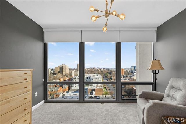 4909 Laclede Avenue 1404, St Louis, MO 63108