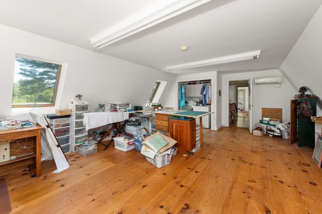 29 Kona Farm Road, Moultonborough, NH 03254