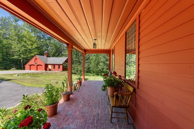 29 Kona Farm Road, Moultonborough, NH 03254