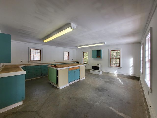 29 Kona Farm Road, Moultonborough, NH 03254