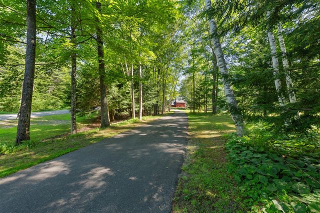 29 Kona Farm Road, Moultonborough, NH 03254