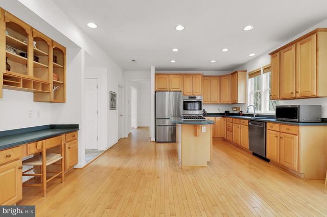 3006 NOVAK TER, Burtonsville, MD 20866