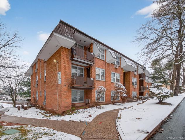 81 Kearsing Parkway A, Monsey, NY 10952