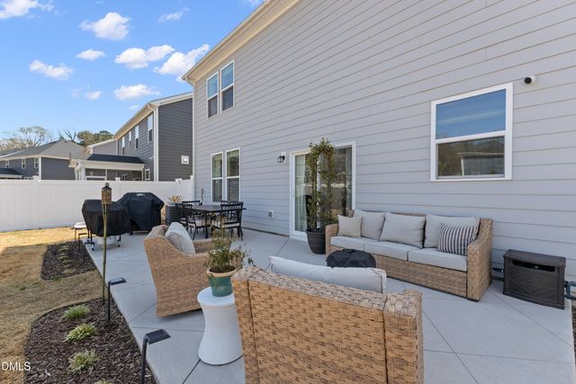 1029 Ringhill Bluff Drive, Durham, NC 27704