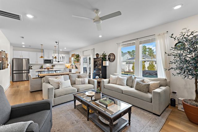 1029 Ringhill Bluff Drive, Durham, NC 27704