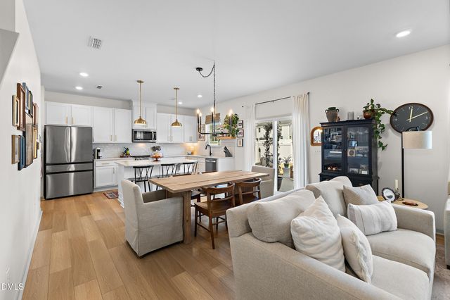 1029 Ringhill Bluff Drive, Durham, NC 27704