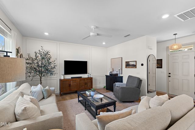 1029 Ringhill Bluff Drive, Durham, NC 27704