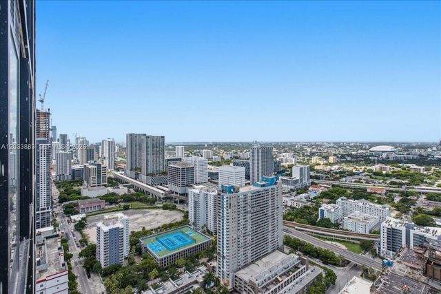 20 NE 11th 4212, Miami, FL 33132