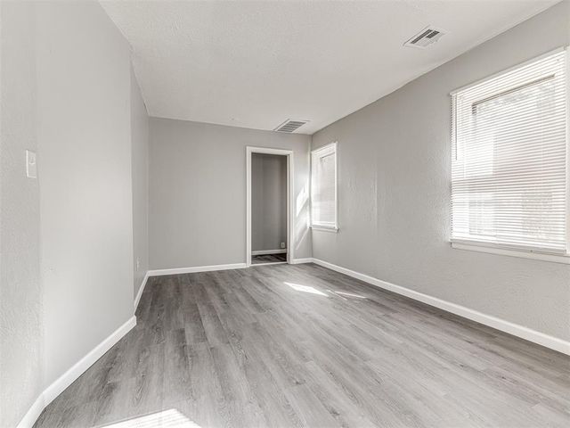 19350 8 A Street, Norman, OK 73026