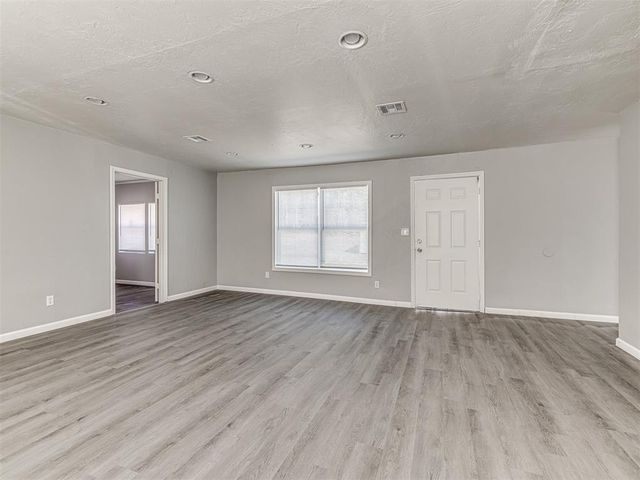 19350 8 A Street, Norman, OK 73026