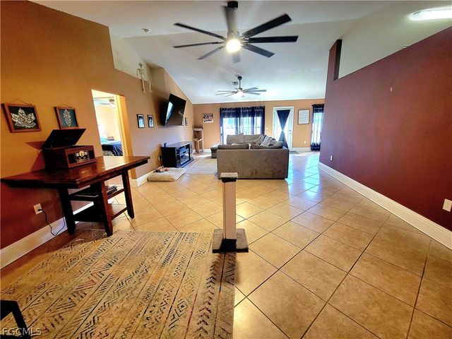 506 Desoto AVE, Lehigh Acres, FL 33972