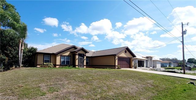 506 Desoto AVE, Lehigh Acres, FL 33972