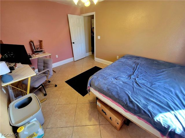 506 Desoto AVE, Lehigh Acres, FL 33972